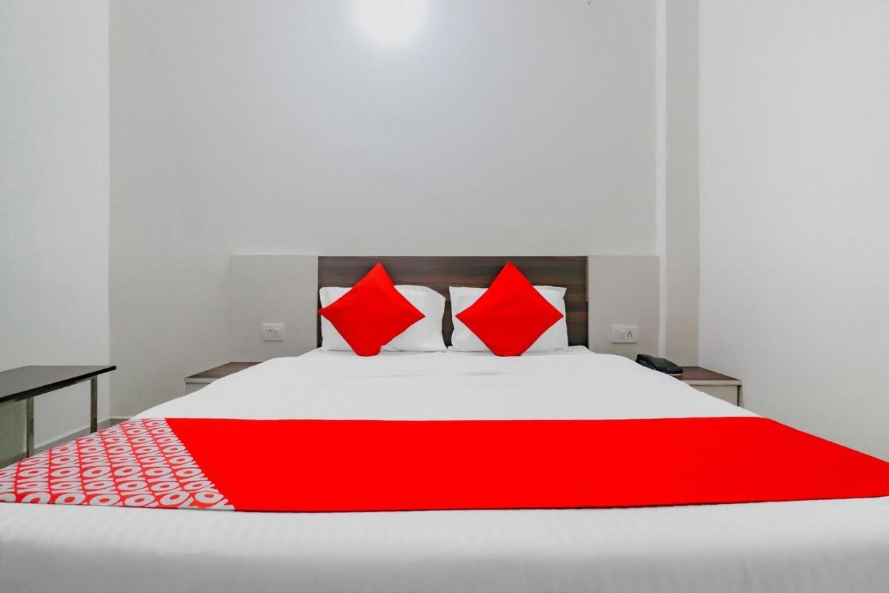 Rajlakshmi Guest House 마투라 외부 사진