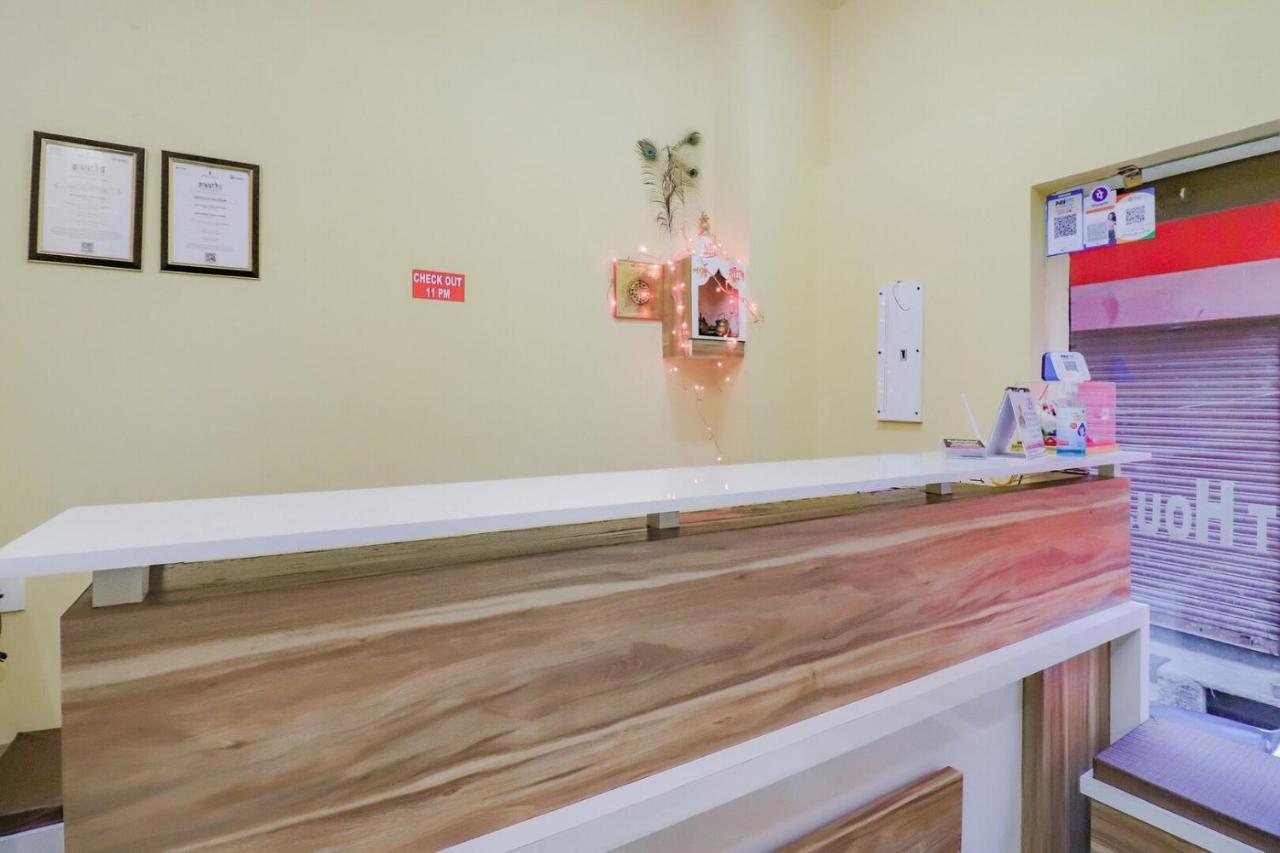 Rajlakshmi Guest House 마투라 외부 사진