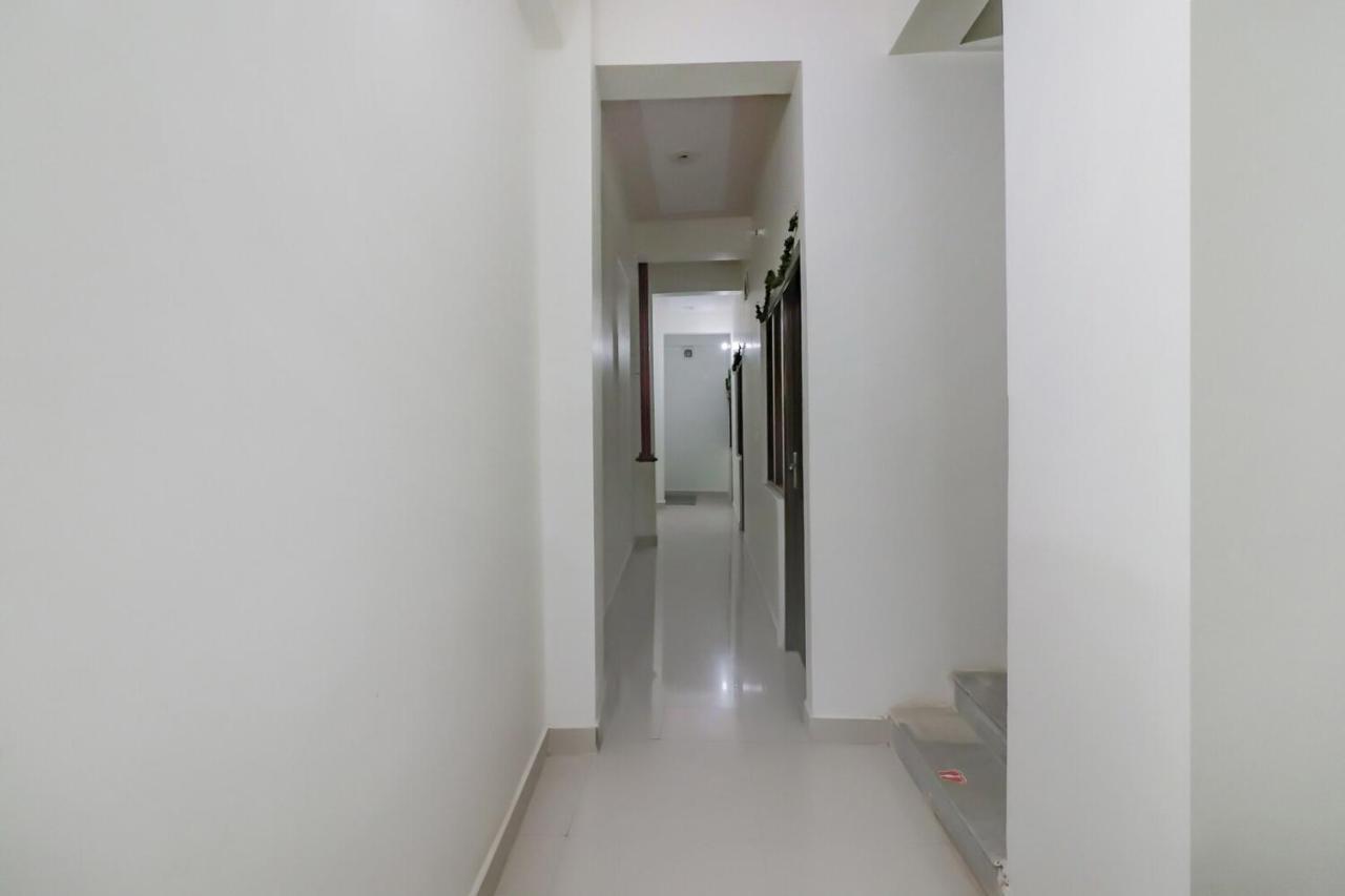Rajlakshmi Guest House 마투라 외부 사진