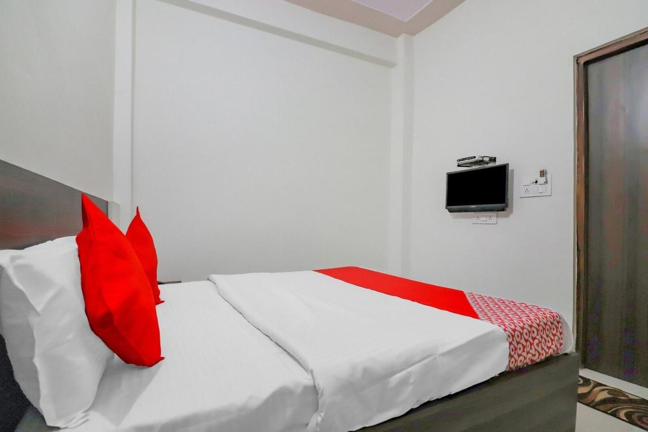 Rajlakshmi Guest House 마투라 외부 사진